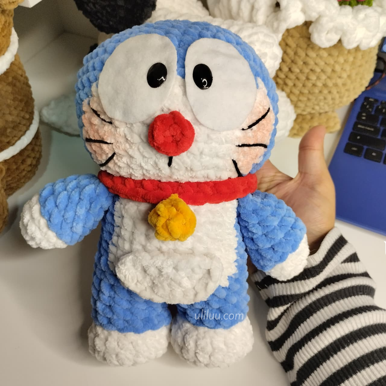 Patrón Amigurumi Doraemon en Chenille