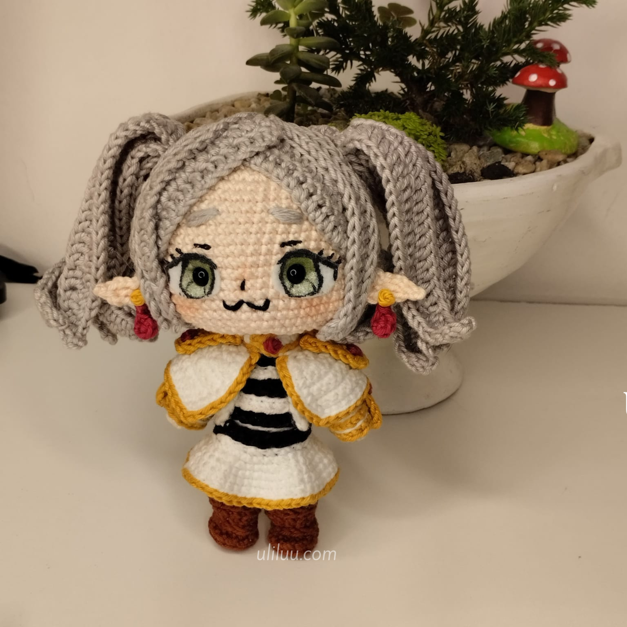 Frieren patrón amigurumi crochet pdf